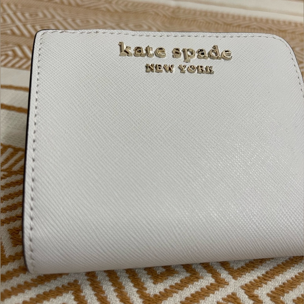 Kate Spade | Staci Zip Around Bi-Fold Wallet - Picture 2 of 8